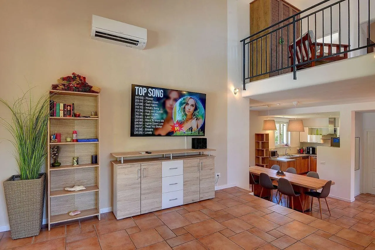 Villa Mit Beheiztem Privatpool, Bbq, Darts Medulin 0*,